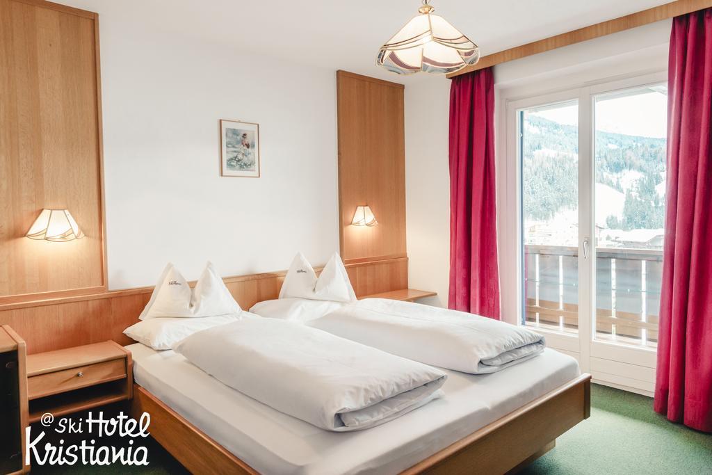 Kristiania Small Dolomites Hotel Selva di Val Gardena Esterno foto