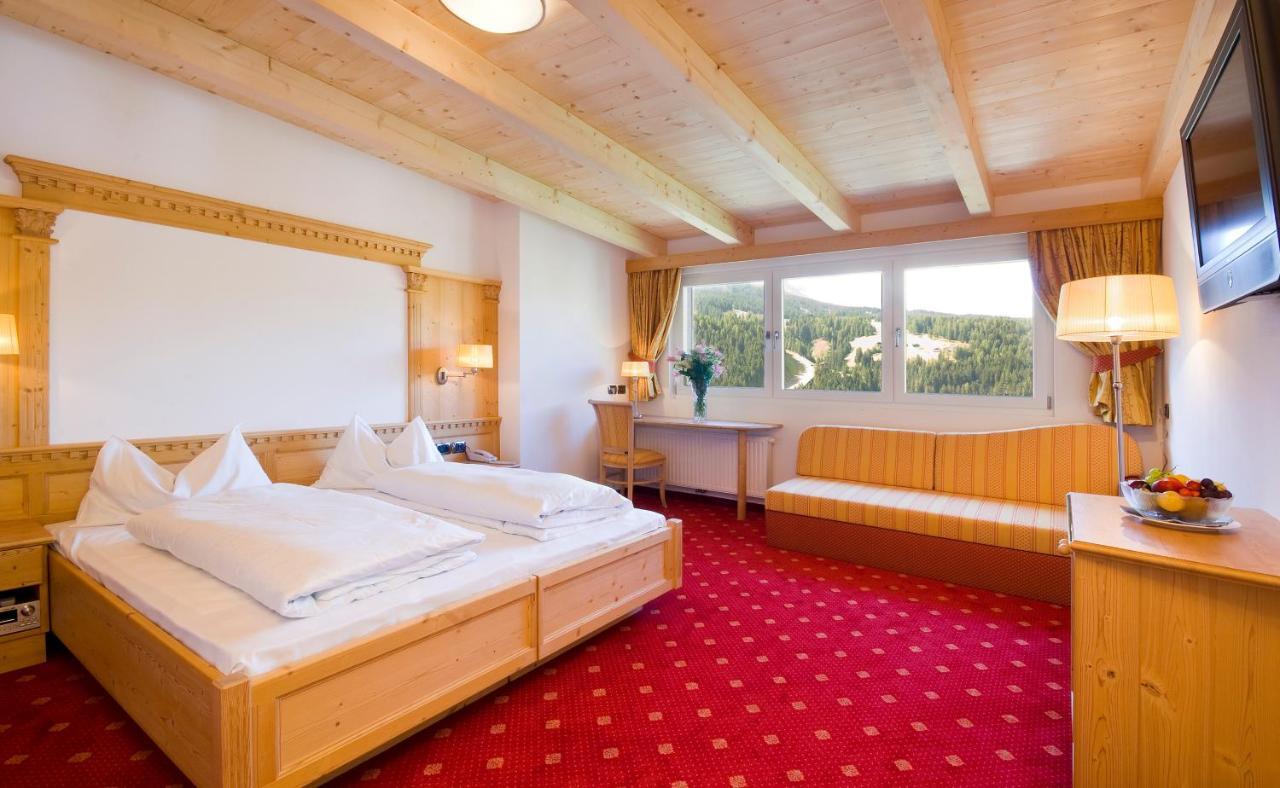 Kristiania Small Dolomites Hotel Selva di Val Gardena Camera foto